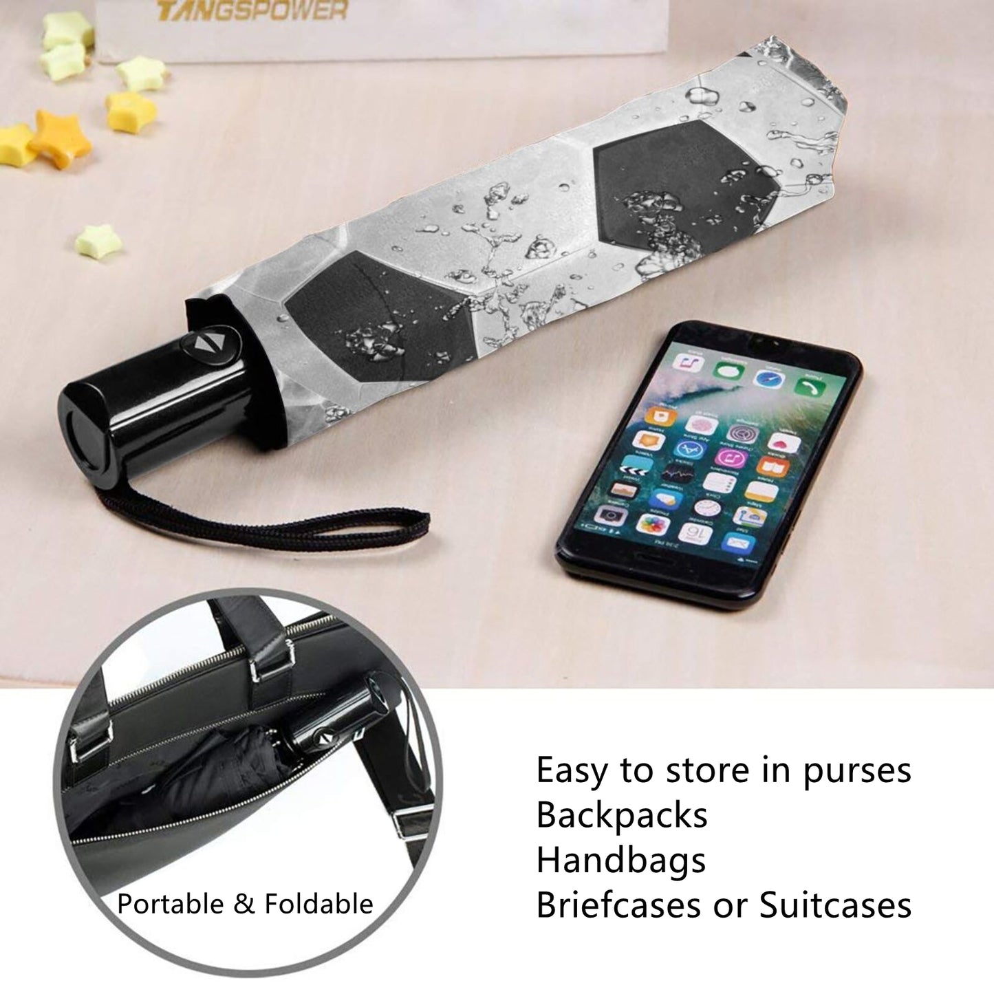 Kompakter Regenschirm mit Fußball-Aufdruck innen