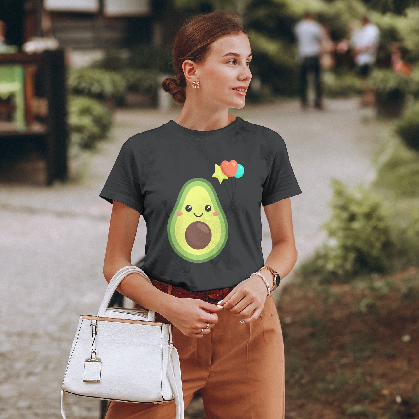 Cute Avocado Women's Short Sleeve Cotton T-Shirt