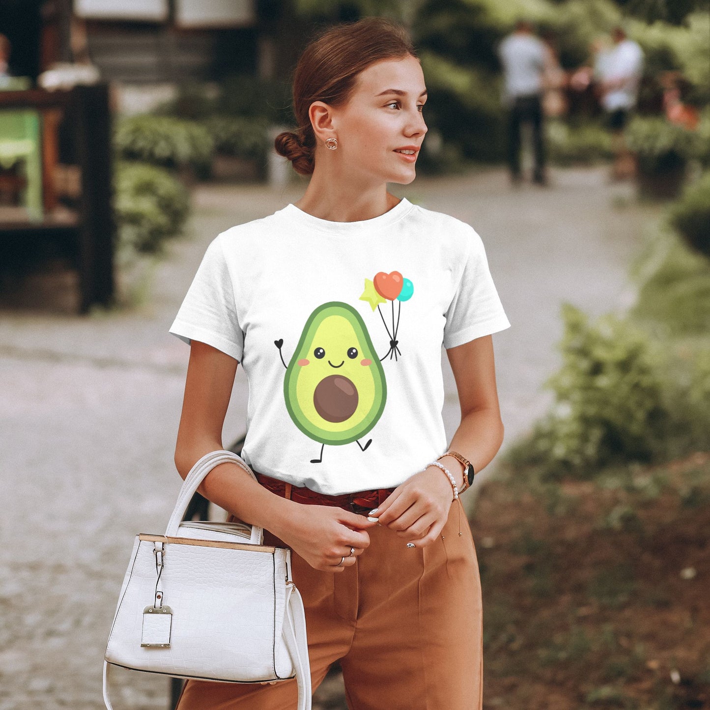 Cute Avocado Women's Short Sleeve Cotton T-Shirt